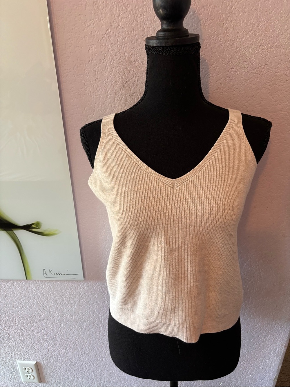 Tank top shirt size medium